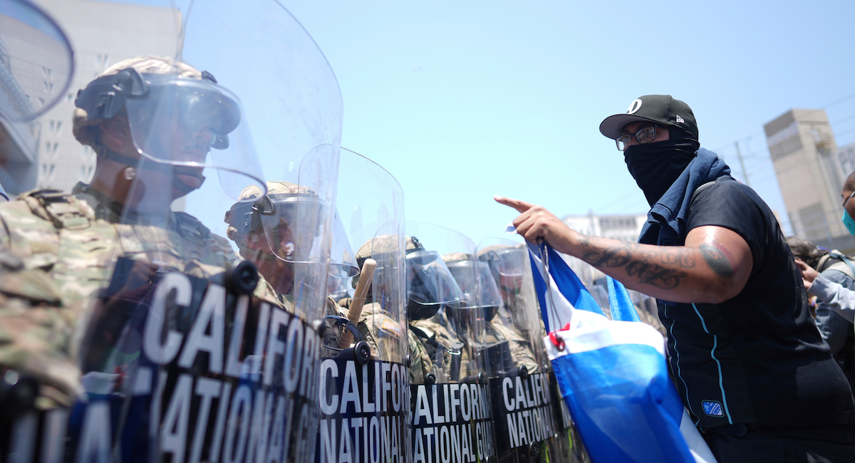 Trump ritirerà la Guardia Nazionale da Chicago, Los Angeles e Portland