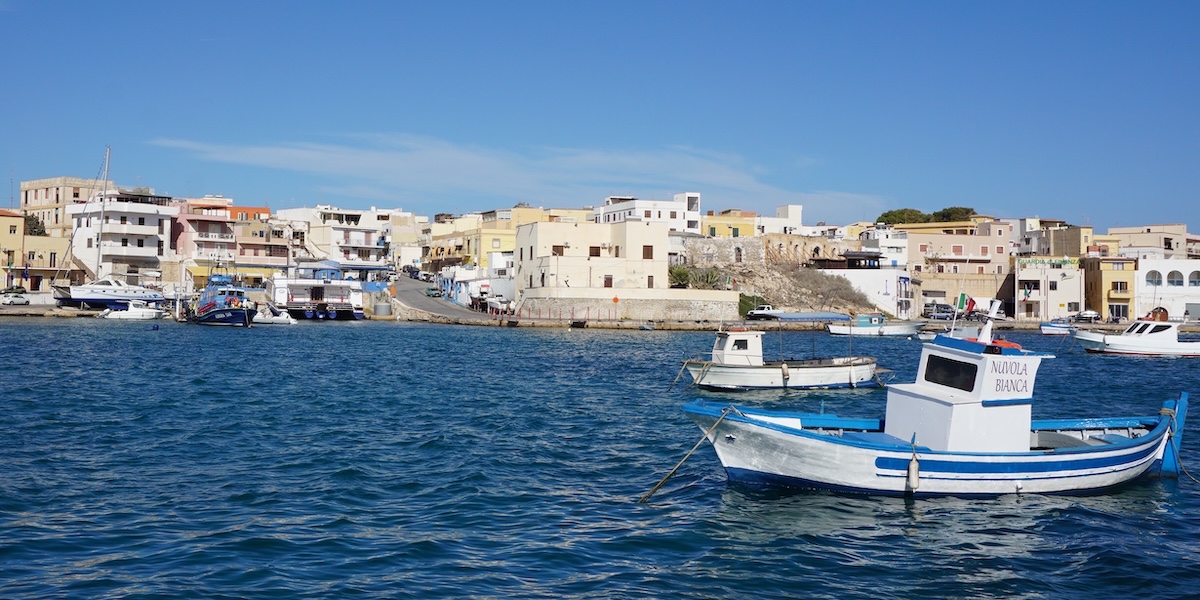 Dopo una settimana a Lampedusa sono tornati internet e connessione telefonica