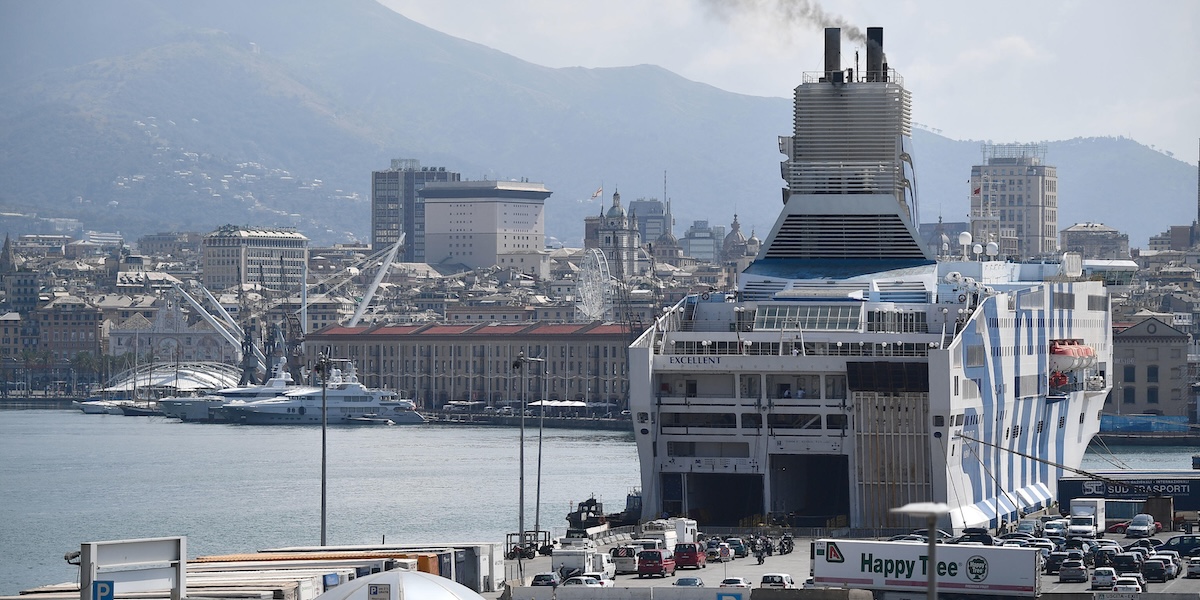 A Genova si discute di una tassa sui passeggeri di traghetti e crociere