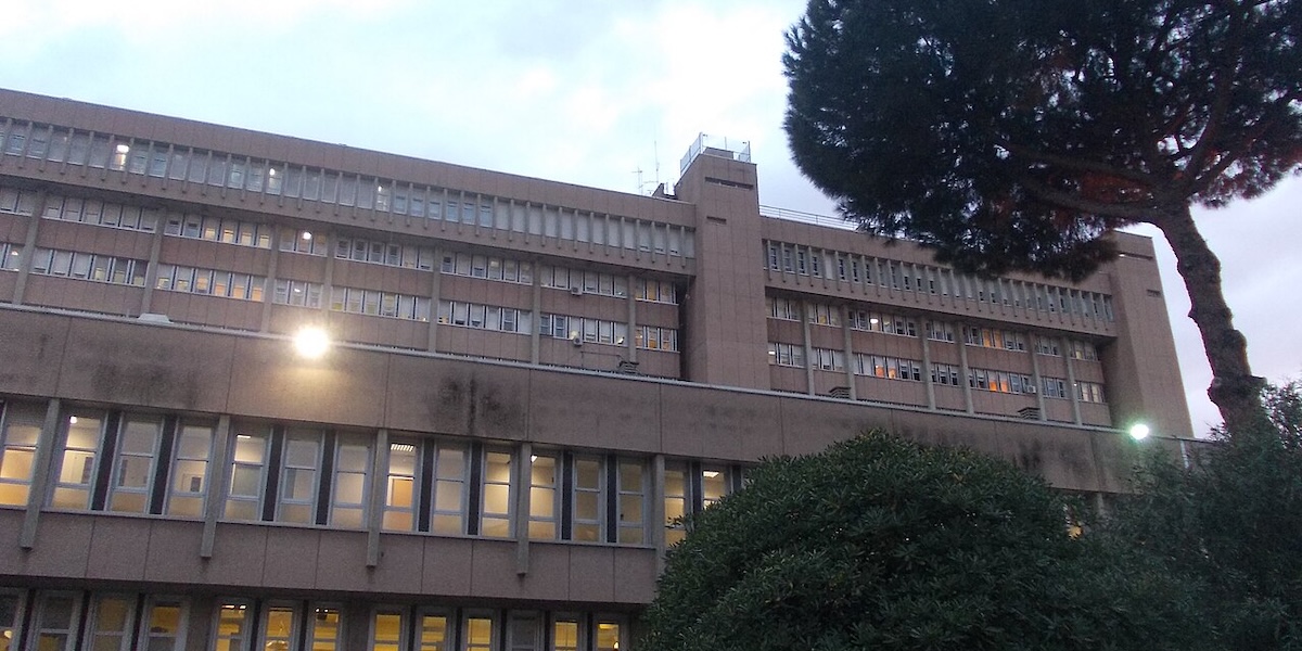 Un edificio dell'ospedale Sant'Eugenio di Roma (Flazaza, CC BY-SA 4.0 via Wikimedia Commons)