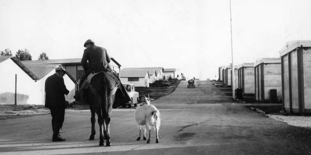 Le case provvisorie costruite dopo il terremoto del Belice sono provvisorie da quasi 60 anni