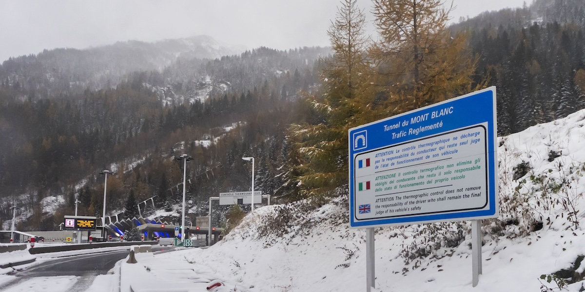 Il traforo del Monte Bianco ha riaperto al traffico dopo oltre 100 giorni di chiusura per lavori di manutenzione