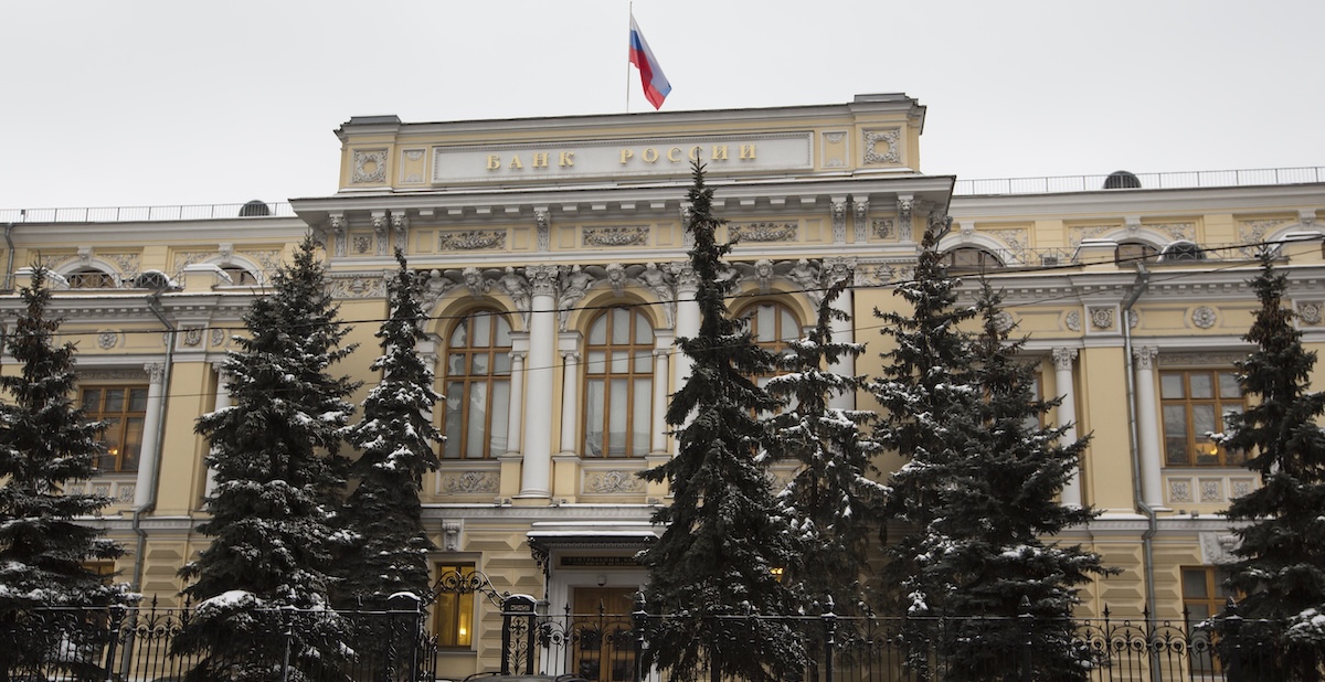 La banca centrale russa a Mosca, Russia, 30 gennaio 2015 (AP Photo/Alexander Zemlianichenko)