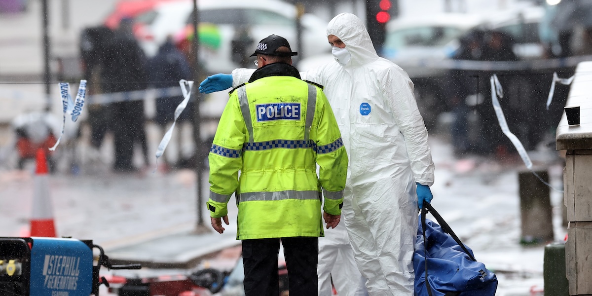 Agenti di polizia e della scientifica sul luogo dell'incidente, 27 maggio 2025 (Photo by Jan Kruger/Getty Images)