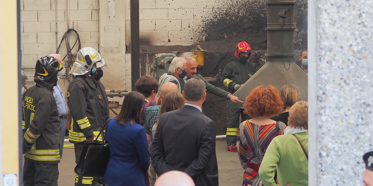 Alcuni esperimenti in una fonderia durante le indagini sull'omicidio di Mario Bozzoli, il 27 aprile 2022 (LaPresse)&nbsp;