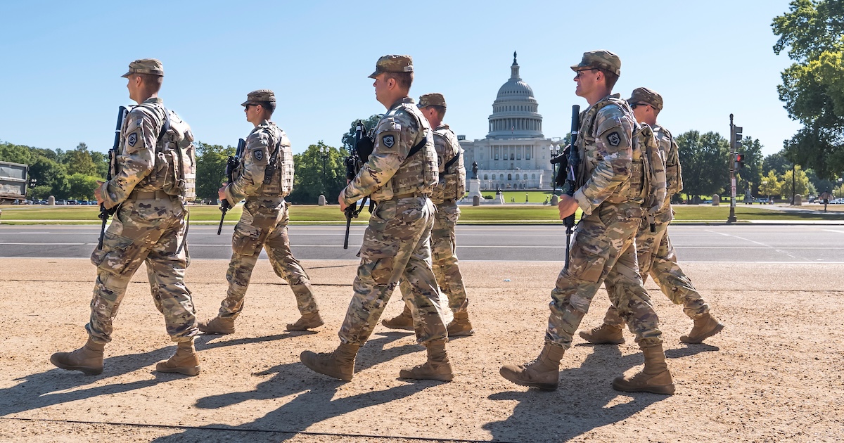 La Corte Suprema ha dato torto a Trump sulla Guardia Nazionale a Chicago