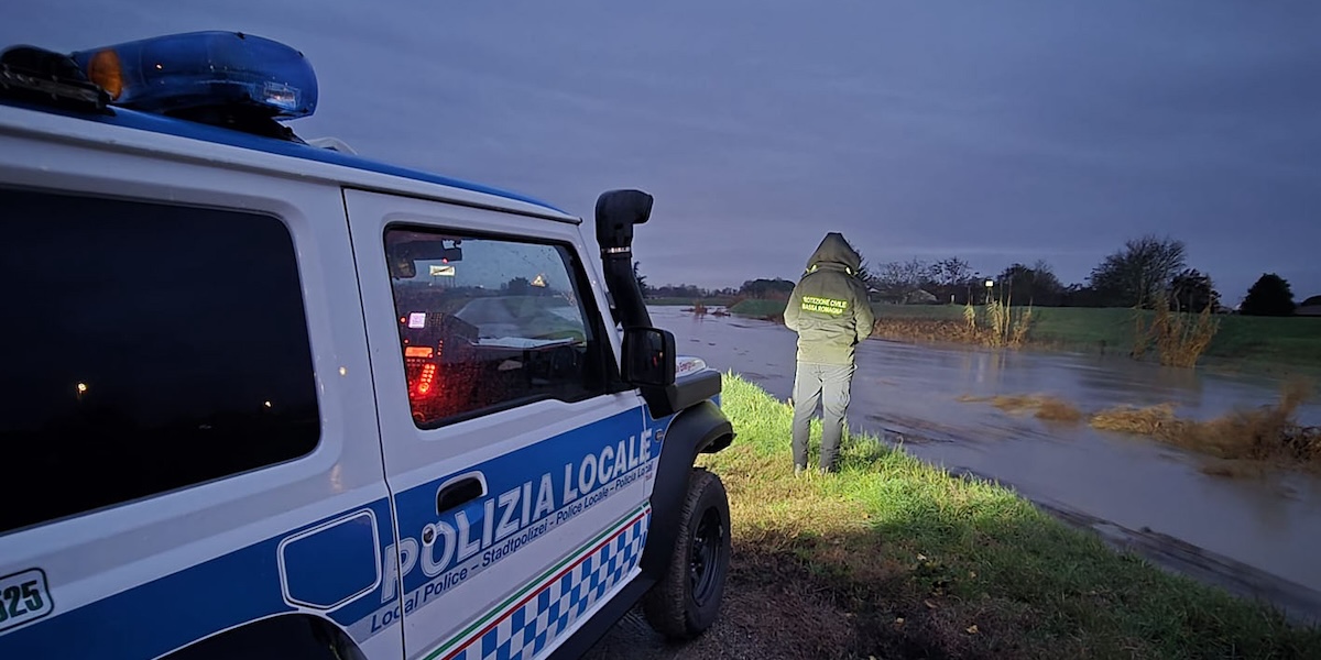 Nel ravennate diversi comuni hanno disposto l’evacuazione di chi abita vicino ai corsi d’acqua per rischio esondazioni