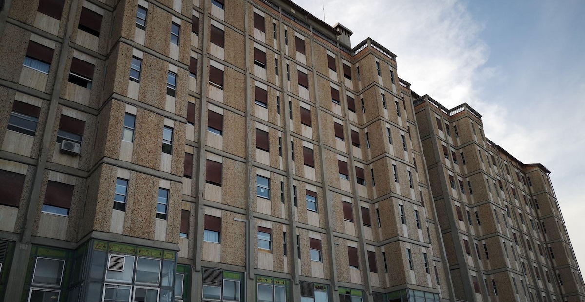 Una donna di 50 anni e la figlia di 15 sono morte a Campobasso per una sospetta intossicazione alimentare