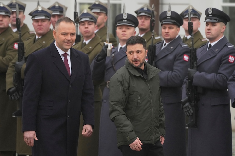 Il presidente polacco Karol Nawrocki e quello ucraino Volodymyr Zelensky, a Varsavia il 19 dicembre