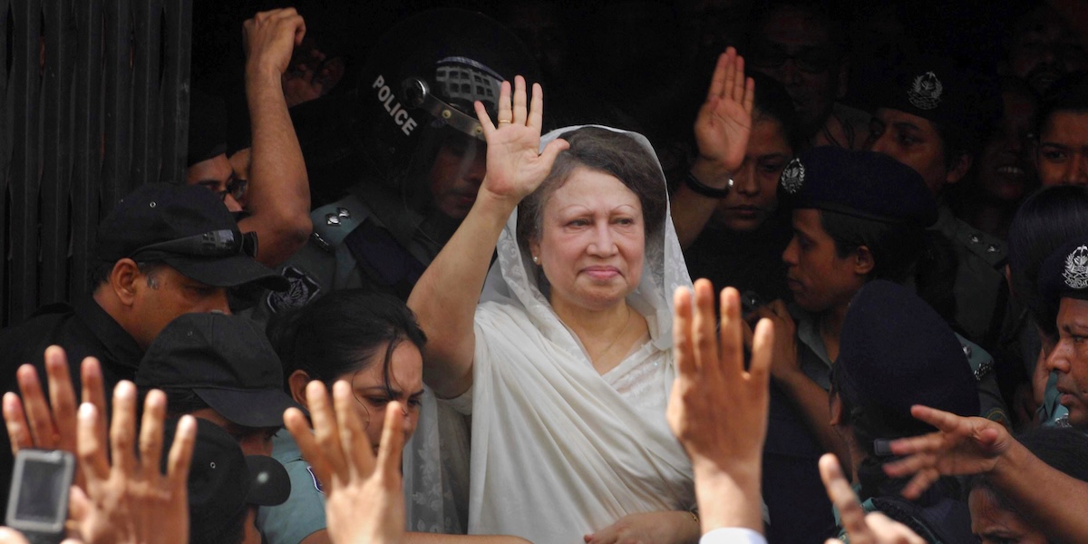 È morta a 80 anni Khaleda Zia, prima ministra del Bangladesh per tre mandati