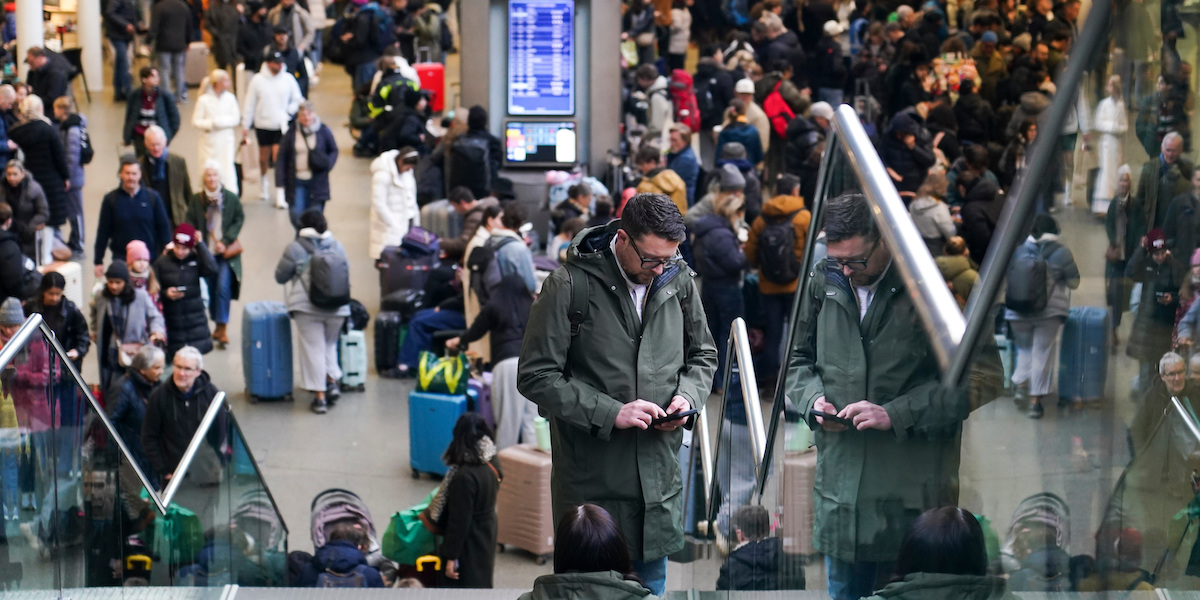 Una giornata di grossi disagi, sui treni tra Londra e l’Europa