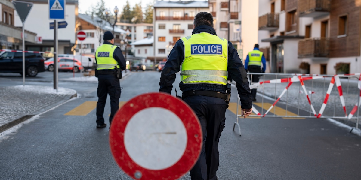 Diverse persone sono morte a causa di un’esplosione in un bar a Crans-Montana, in Svizzera