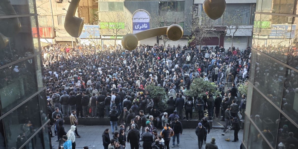 In Iran la repressione delle proteste è diventata violenta