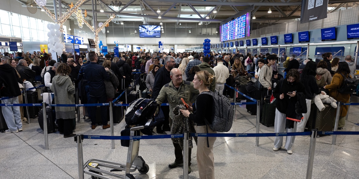 I voli aerei in Grecia sono stati sospesi per un grave guasto alle comunicazioni via radio