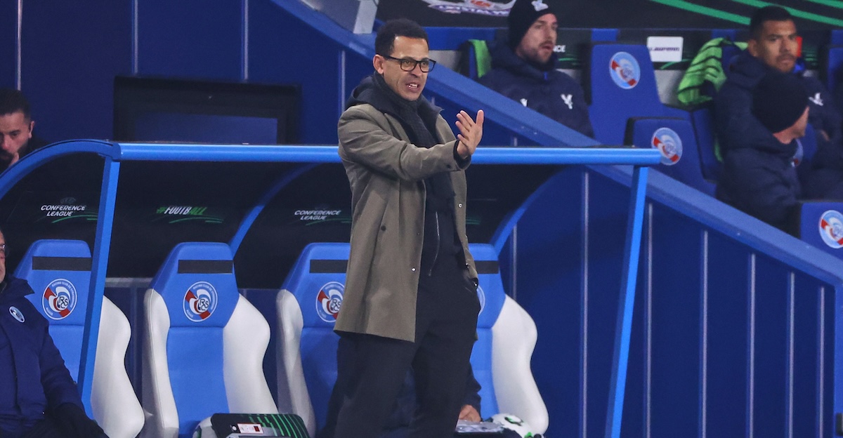 Liam Rosenior è il nuovo allenatore del Chelsea, dopo l’esonero dell’italiano Enzo Maresca