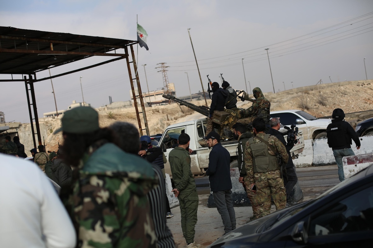 Gli scontri violenti ad Aleppo fra governo siriano e gruppi curdi