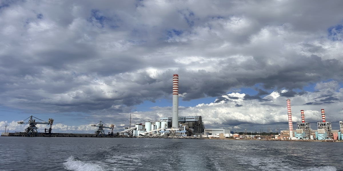 Non si sa che fine faranno le centrali a carbone di Brindisi e Civitavecchia