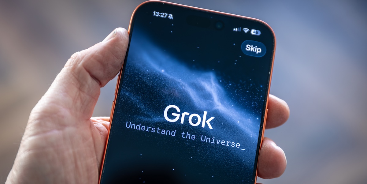 L’Indonesia ha bloccato temporaneamente l’accesso al chatbot Grok per via della proliferazione di contenuti pornografici generati artificialmente