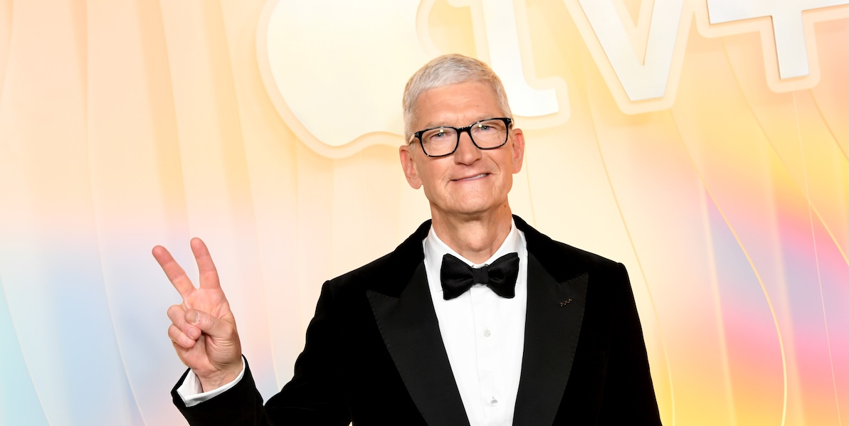 Apple ha fatto un accordo con Google per integrare il chatbot Gemini all’interno del suo assistente vocale Siri