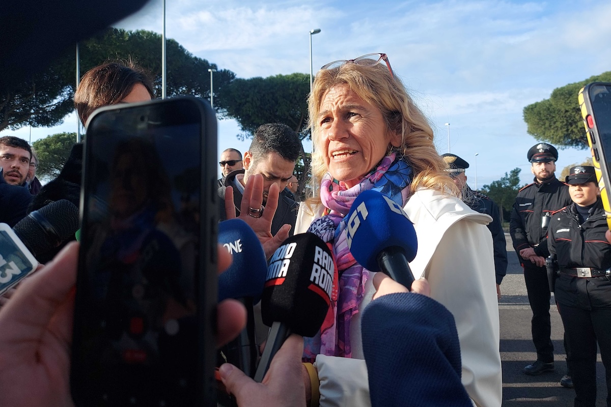 «La nostra felicità ha un prezzo altissimo», dice l’avvocata di Alberto Trentini