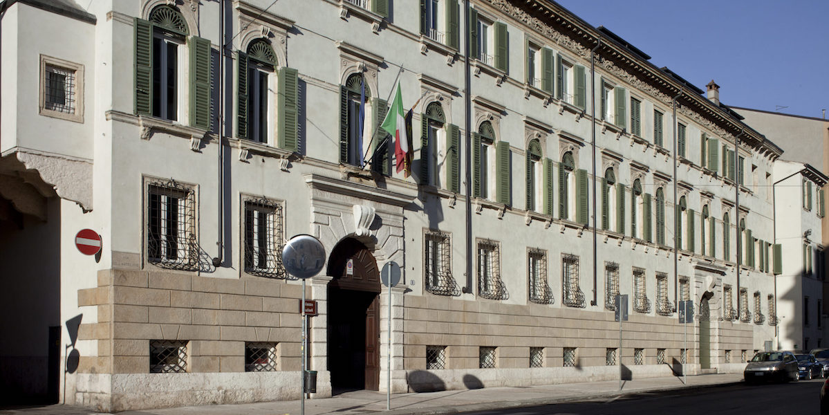 Il concorso da professore all’università di Verona vinto dal figlio 33enne dell’ex rettore