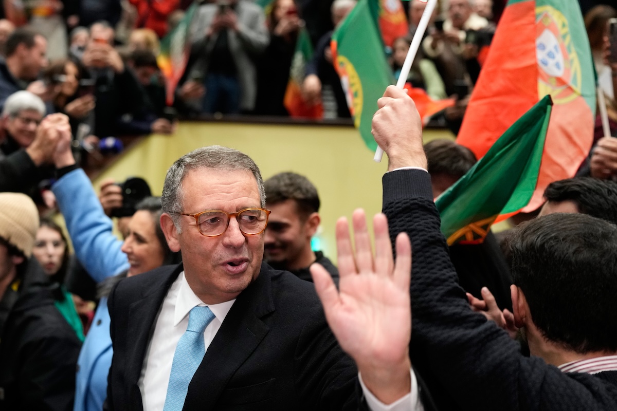 In Portogallo ci sarà il ballottaggio tra il candidato di sinistra e quello di estrema destra