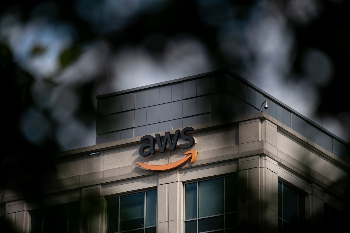 Secondo Reuters e Bloomberg, Amazon sta per licenziare altre migliaia di dipendenti