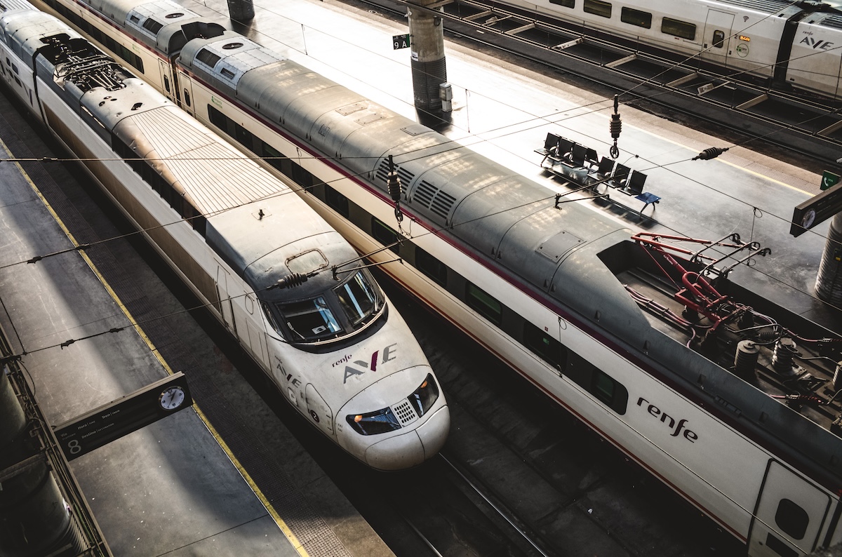 Sulla linea ad alta velocità fra Madrid e Barcellona è stato scoperto un guasto ai binari