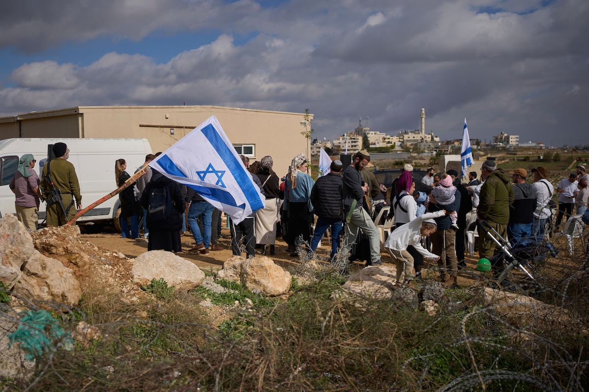 L’Italia ha convocato l’ambasciatore israeliano per le presunte minacce rivolte a due carabinieri da un colono in Cisgiordania