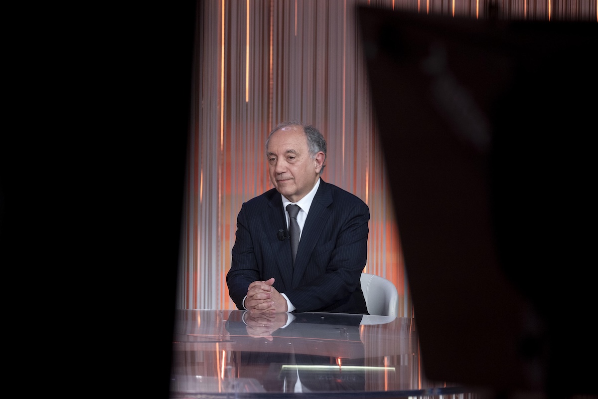 Gian Lorenzo Cornado, ambasciatore italiano in Svizzera, negli studi Rai del programma televisivo "Cinque Minuti", Roma, 26 gennaio 2026 (ANSA/MASSIMO PERCOSSI)
