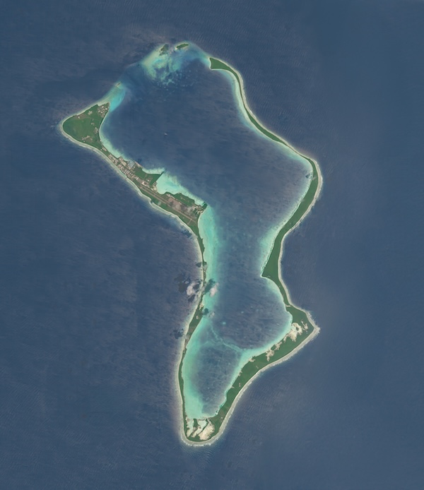 Una foto satellitare dell'isola di Diego Garcia