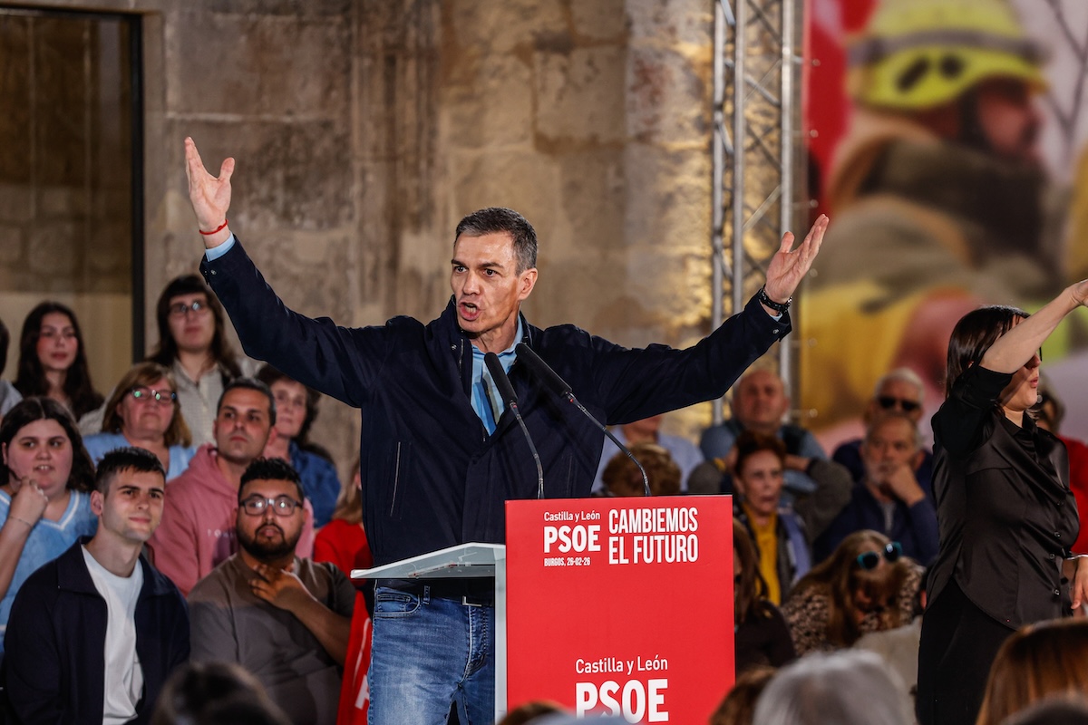 Pedro Sánchez durante un recente comizio a Burgos, in Spagna