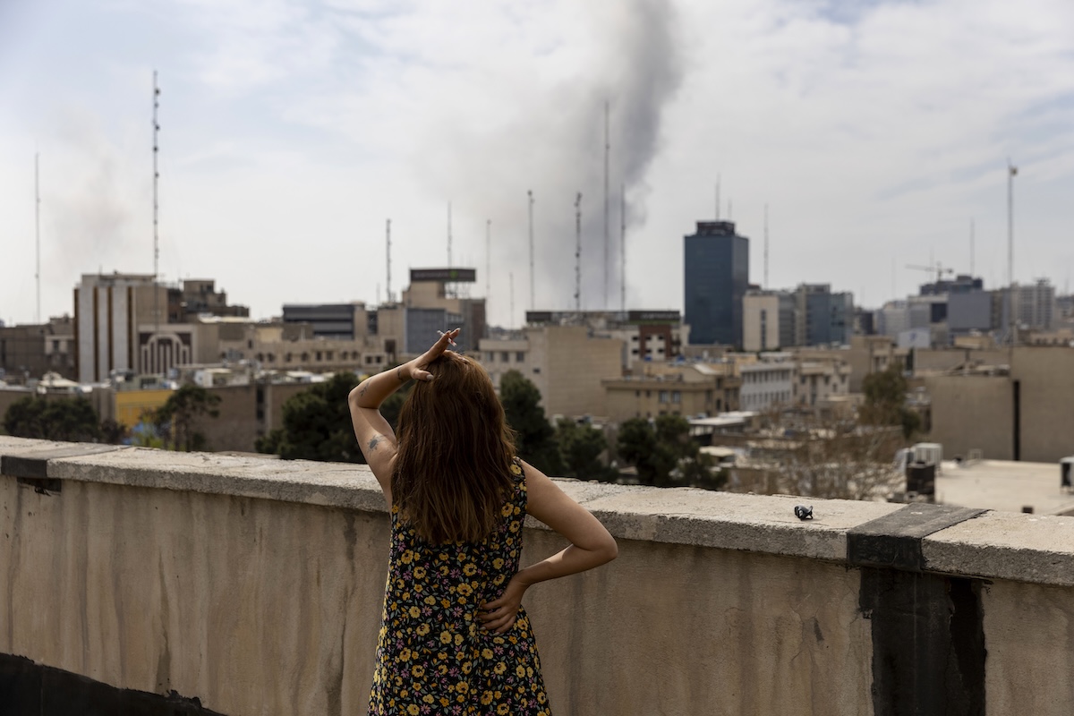 Trump minaccia altri bombardamenti intensi sull’Iran