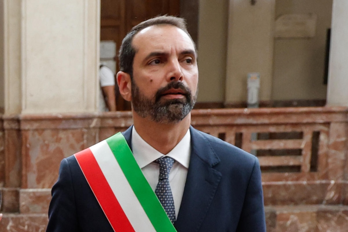 Il sindaco di Messina, Federico Basile, ha annunciato le proprie dimissioni