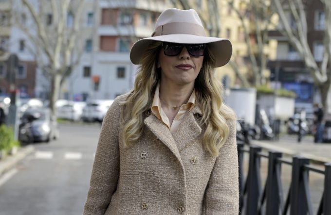 Maria Rosaria Boccia sarà processata per stalking, lesioni e interferenze illecite ai danni dell’ex ministro Gennaro Sangiuliano