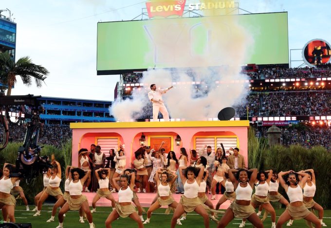 Lo spettacolo di Bad Bunny al Super Bowl è stato all’altezza delle aspettative