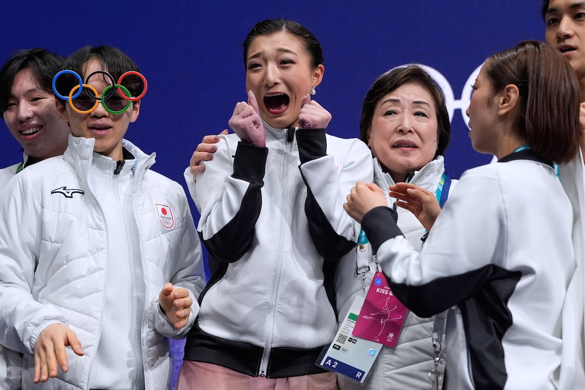 Foto di grandi gioie e grandi sofferenze dopo i verdetti nel pattinaggio