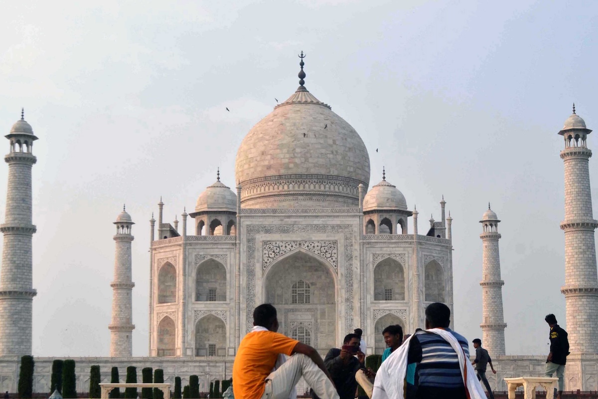 La teoria farlocca secondo cui il Taj Mahal avrebbe origini induiste, e non islamiche