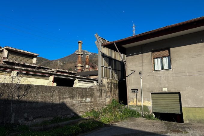 La Regione Campania ha chiuso le fonderie di Salerno dopo decenni di inquinamento