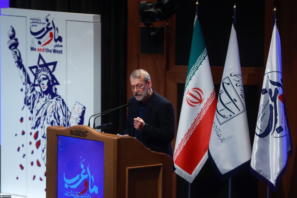 Ali Larijani durante un congresso lo scorso novembre 