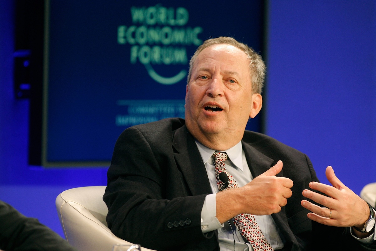 Il noto economista statunitense Larry Summers smetterà di insegnare ad Harvard per via dei rapporti con Jeffrey Epstein