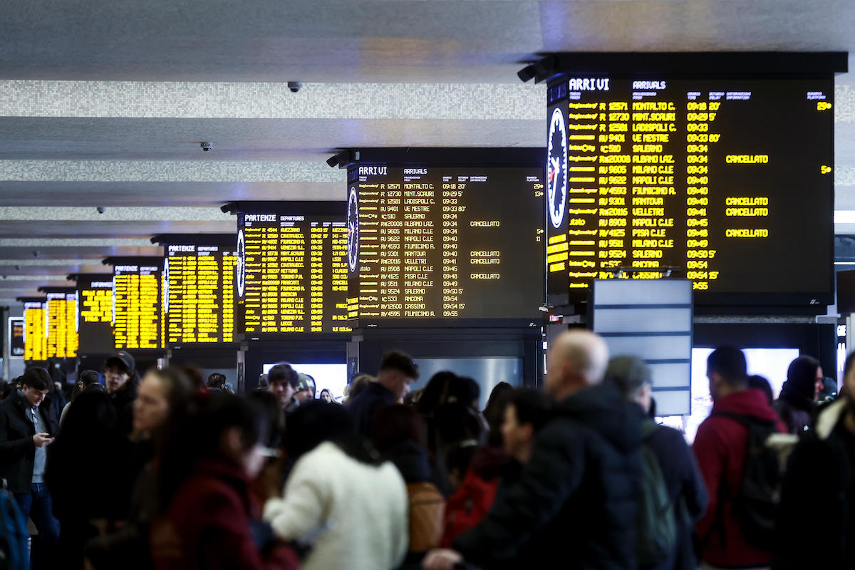 Alle 21 di stasera inizia uno sciopero dei treni, finirà alle 21 di sabato