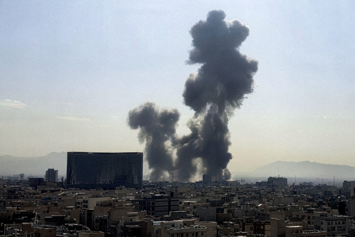 Stati Uniti e Israele stanno attaccando l’Iran per far cadere il regime