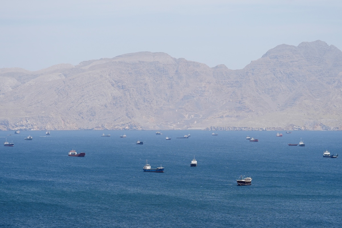 Il traffico nello stretto di Hormuz è ai minimi dall’inizio della guerra