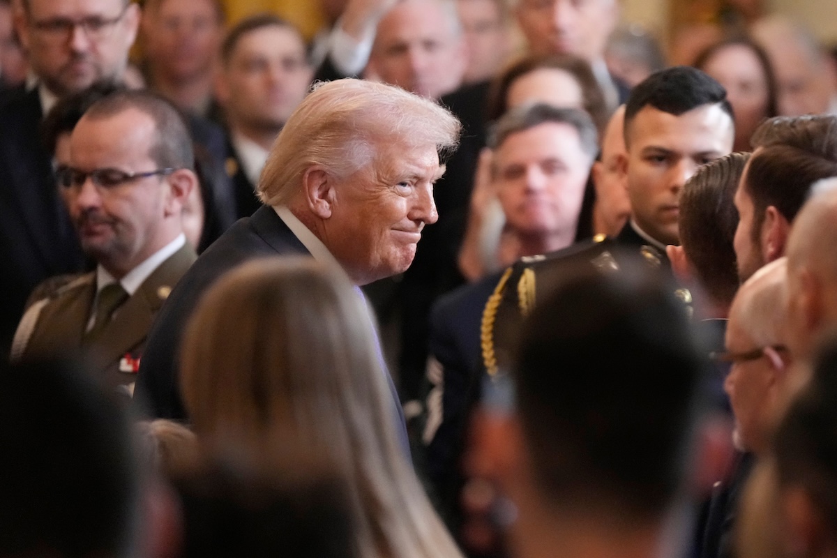 Regime change sì, regime change no