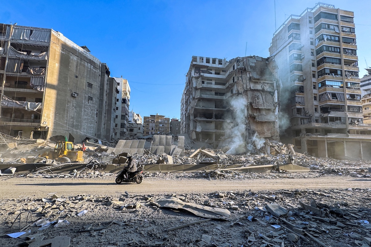 Israele ha fatto svuotare quattro grandi quartieri di Beirut per bombardarli