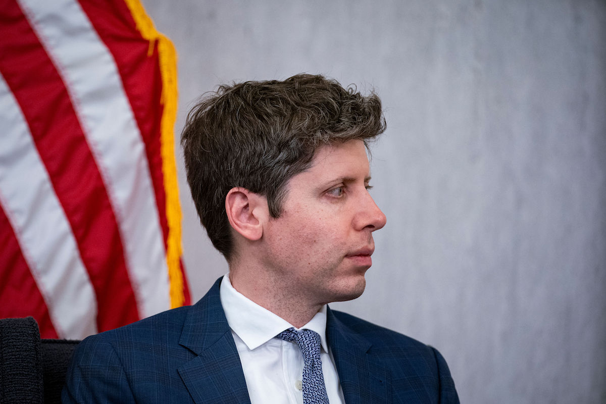 La questione tra il Pentagono e le aziende di intelligenza artificiale, dall’inizio