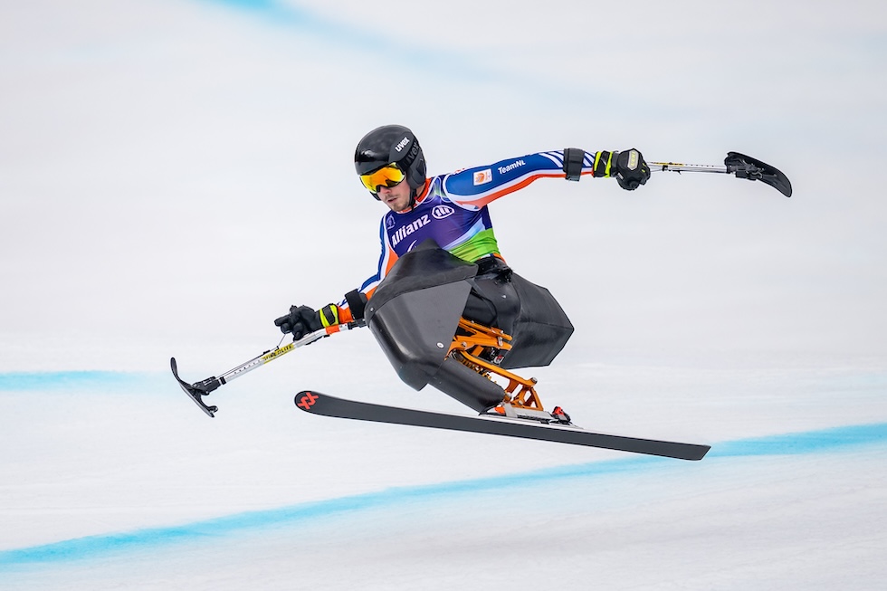 Jeroen Kampschreur dopo la gara di Super-G delle Paralimpiadi invernali di Milano Cortina, 10 marzo 2026 (Tom Weller/Getty Images)