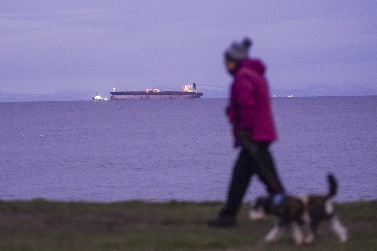 La petroliera russa Marinera sequestrata dagli Stati Uniti nel gennaio 2026 in acque internazionali tra la Scozia e l'Islanda, perché sospettata di trasportare petrolio illegalmente (Peter Summers/Getty Images)