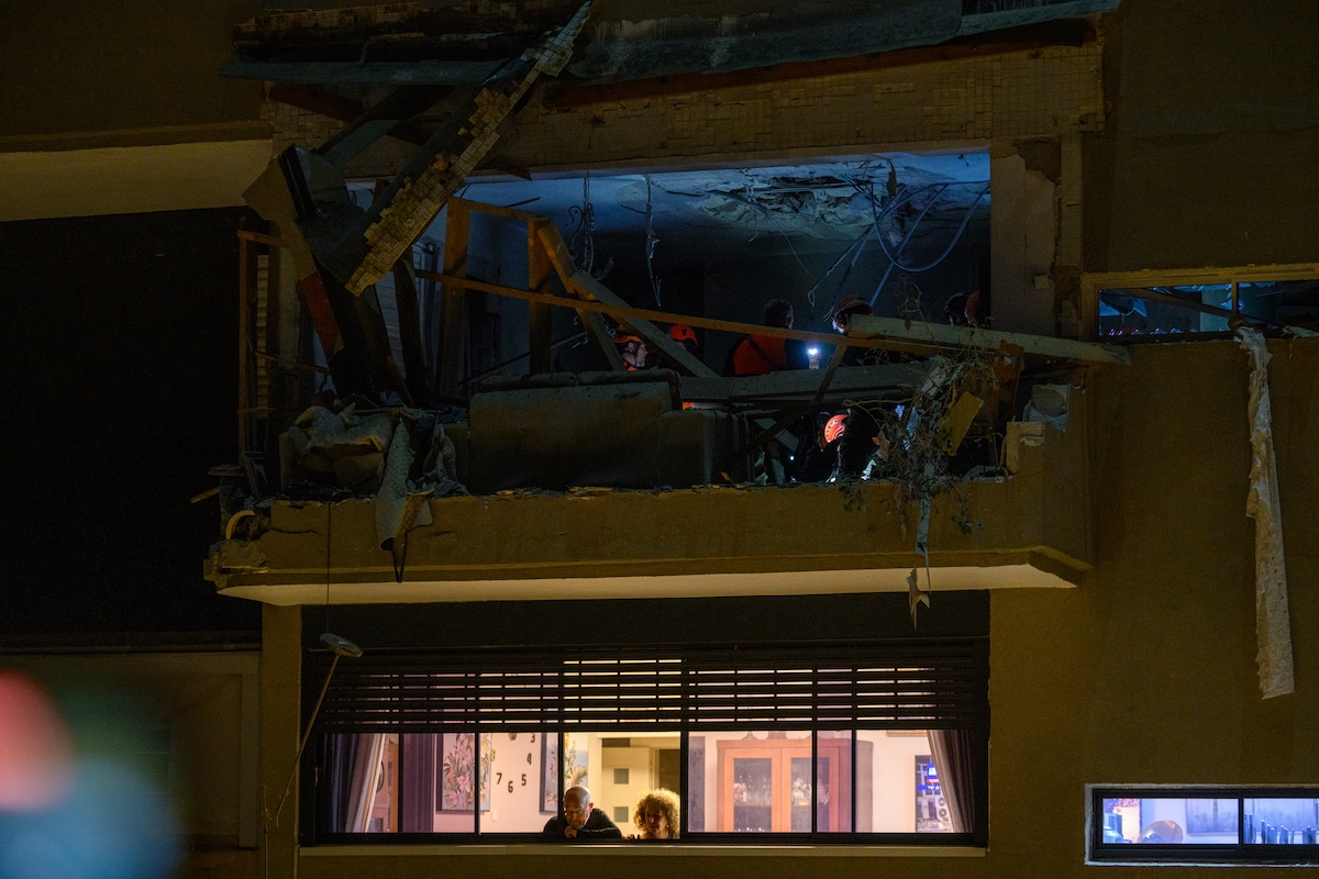 L’Iran ha lanciato missili su Tel Aviv